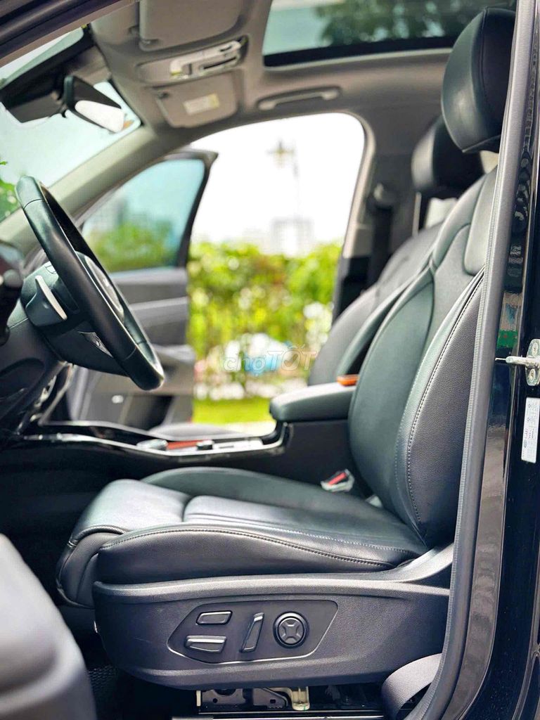 Kia Sorento 2022 Signature 2.2 AT AWD - 43000 km. Mua bán Ô tô tại Quận Cầu Giấy Hà Nội được đăng bởi Thái Hoàng Long Auto hình 9