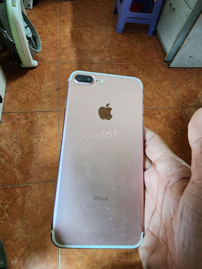 iPhone 7 Plus 32GB Vàng hồng Đã dùng. Mua bán Điện thoại tại Quận Bình Thạnh Tp Hồ Chí Minh được đăng bởi tùng  hình 1