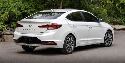 Hyundai Elantra 2021 2.0AT 118.000km