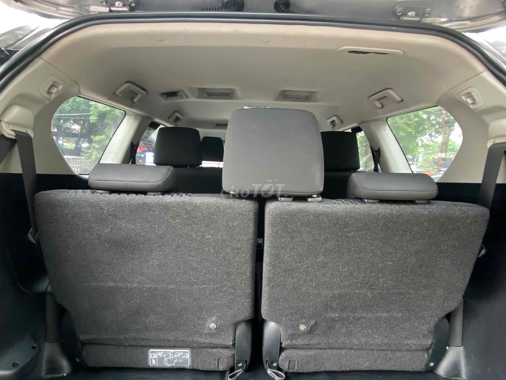 Toyota Innova 2017 2.0E - 98000 km. Mua bán Ô tô tại Quận Thanh Xuân Hà Nội được đăng bởi Bảo Hùng hình 7