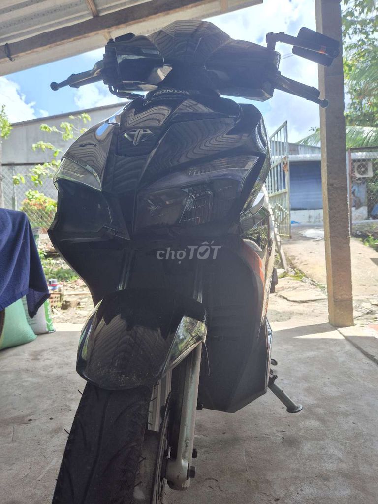 Xe tay ga Honda Air Blade đen bạc. Mua bán Xe máy tại Thành phố Ngã Bảy Hậu Giang được đăng bởi bilion hình 5