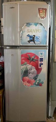 Tủ lạnh Sanyo 150lit không bị đóng tuyết