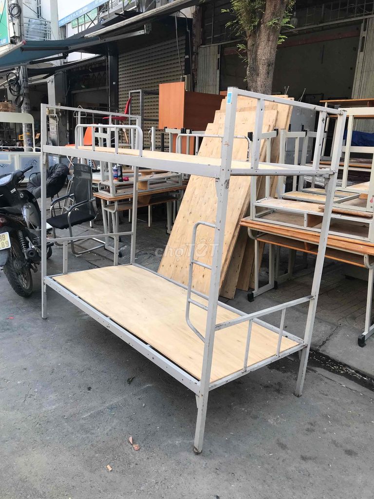 Giường 2 tầng Khung sắt ván cao su Xám 80x1m8. Mua bán Giường, chăn ga gối nệm tại Quận Tân Bình Tp Hồ Chí Minh được đăng bởi Ánh vân hình 1