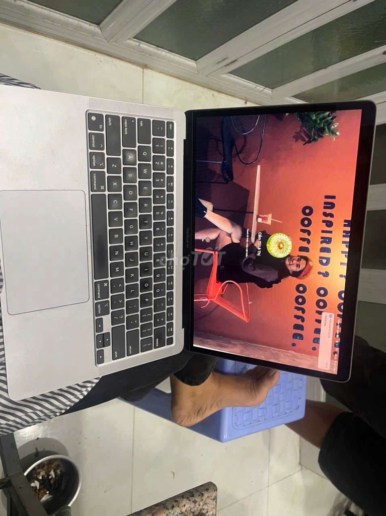 Apple Macbook Air M1 8GB/245GB Xám. Mua bán Laptop tại Huyện Long Hồ Vĩnh Long được đăng bởi Phương Phạm hình 1