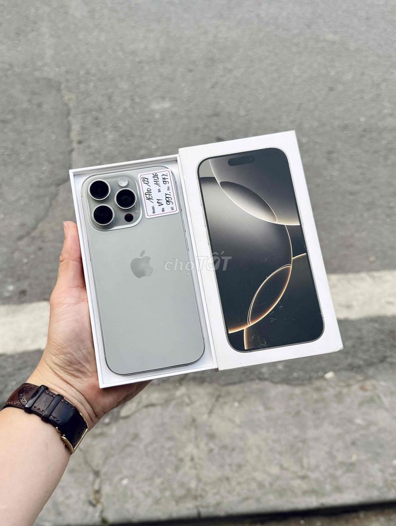 Iphone 16Pro 128gb Titan VN fullbox còn bảo hành. Mua bán Điện thoại tại Quận Đống Đa Hà Nội được đăng bởi Lâm Bảo Tuyên hình 1