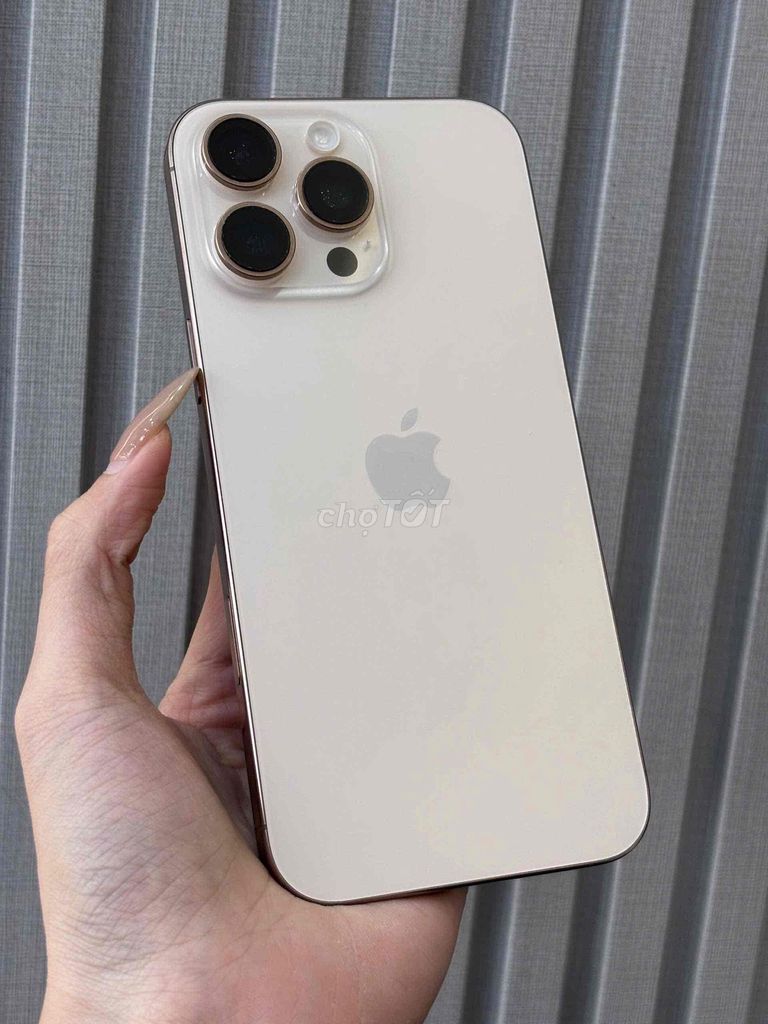 iPhone 16 Pro Max 512GB Vàng Qte Mỹ Pin 92 99% 939. Mua bán Điện thoại tại Quận Ninh Kiều Cần Thơ được đăng bởi Quý Mobile Cần thơ hình 1