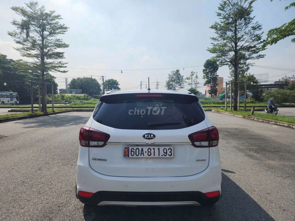 💙💙 KIA RONDO AT 2020 Deluxe - 24000 km. Mua bán Ô tô tại Thành phố Thủ Đức Tp Hồ Chí Minh được đăng bởi BÌNH VÌNH PHÚ CHUYÊN XE LƯỚT BAO TEST HÃNG  hình 4