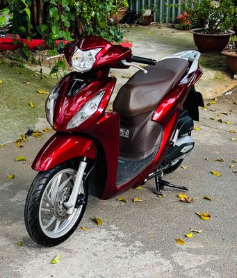 Honda Vision 2023 Đỏ đen bạc bs sài gòn 9 chủ
