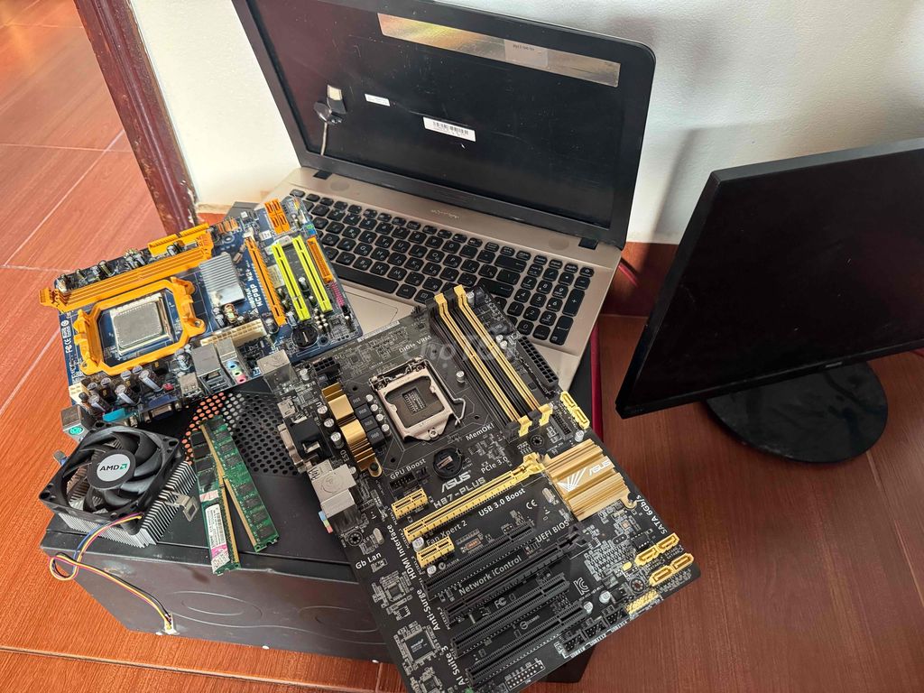 Mainboard ASUS H87-PLUS. Mua bán Linh kiện (RAM, Card...) tại Thành Phố Đồng Hới Quảng Bình được đăng bởi TuanNgoc Ha hình 1