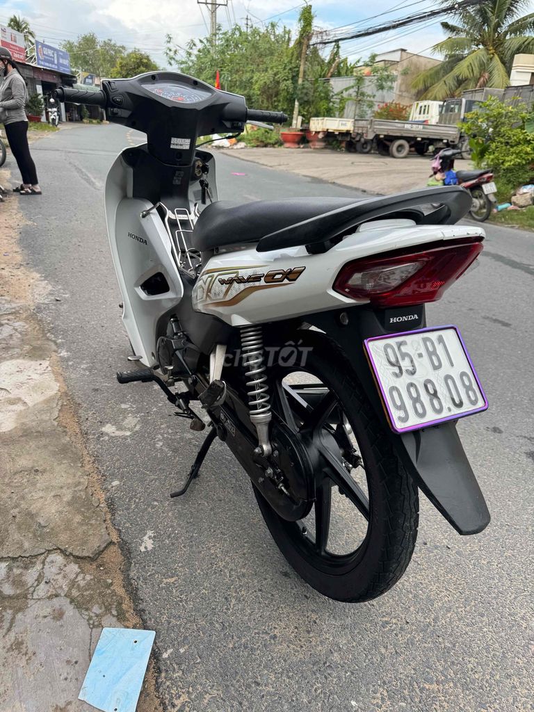 anpha may zin em .9chủgia 13.5 lh ***. Mua bán Xe máy tại Huyện Phong Điền Cần Thơ được đăng bởi Thanh Dang Hoang hình 3