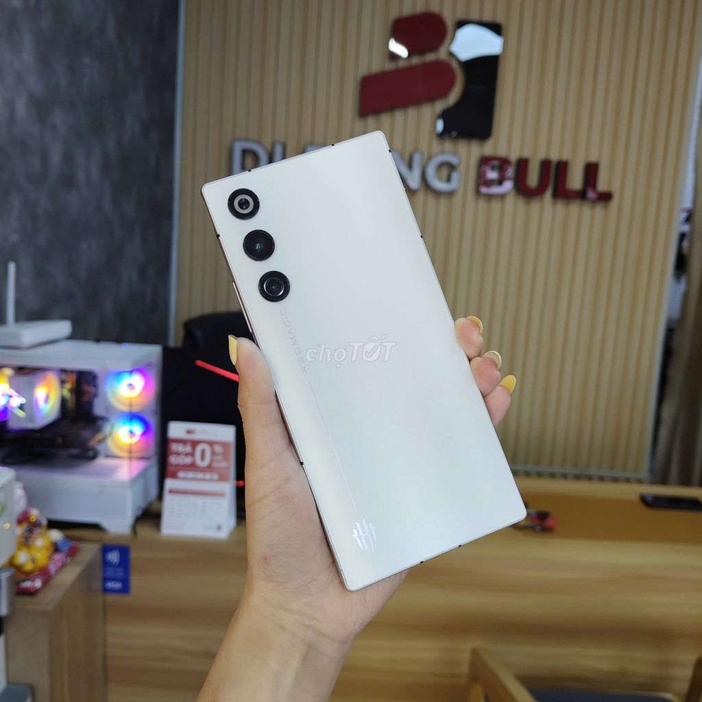 Red Magic 10 Air 12/256GB ★ᴛʜᴜ ᴆᴛ ᴄᴜ̃★. Mua bán Điện thoại tại Quận Ninh Kiều Cần Thơ được đăng bởi DI ĐỘNG BULL hình 1