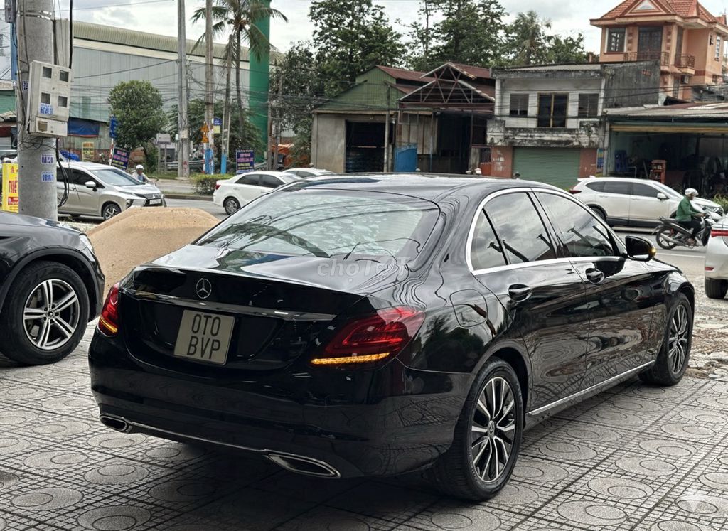 🔴 Mercedes Benz C Class 2018 C200 - 44k km. Mua bán Ô tô tại Thành phố Thủ Đức Tp Hồ Chí Minh được đăng bởi Tuấn carhouse hình 4