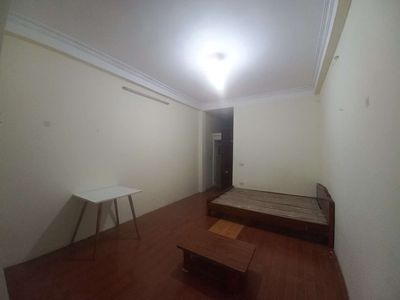 Room 25 m² · Thiên Hiền