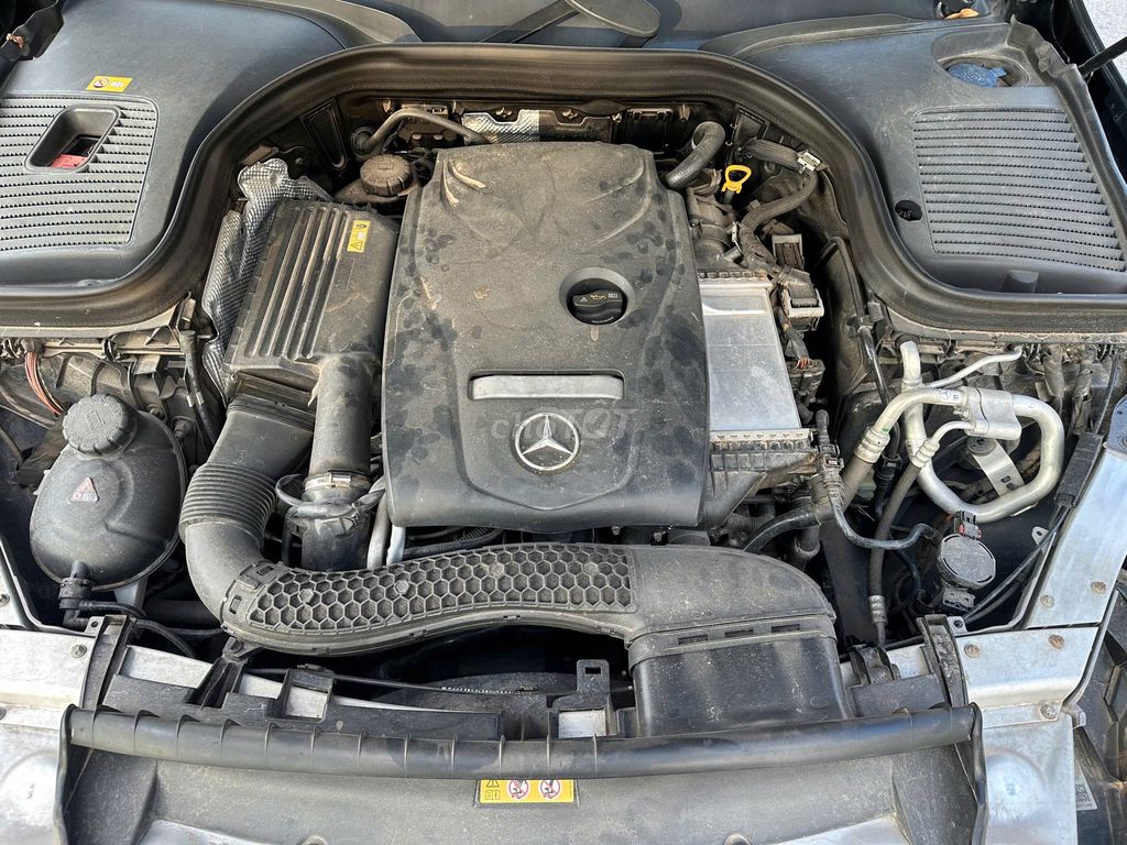 Mercedes Benz GLC 250 4Matic cuối 2016. Xe đẹp Zin. Mua bán Ô tô tại Huyện Sóc Sơn Hà Nội được đăng bởi Salon Auto Đào Hằng hình 15
