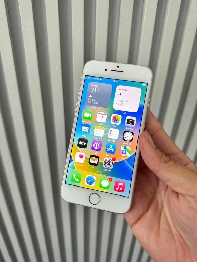 Apple iPhone 8 64GB Đen, Vàng đồng, Bạc Máy zin, v. Mua bán Điện thoại tại Thành phố Biên Hòa Đồng Nai được đăng bởi Ngọc Quang hình 1