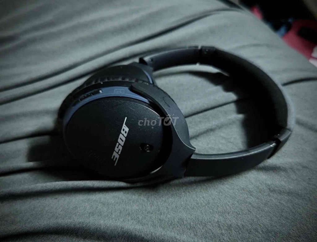 Tai nghe Fullsize Bluetooth Bose AE2 giá mới 7tr