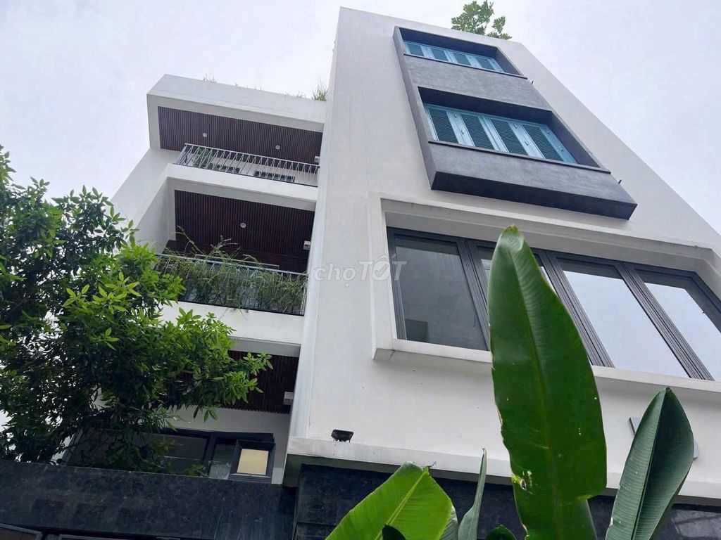 Аренда · 5 комн. · 90 м² · Quận Tân Bình, ул. Đường Cách Mạng Tháng 8