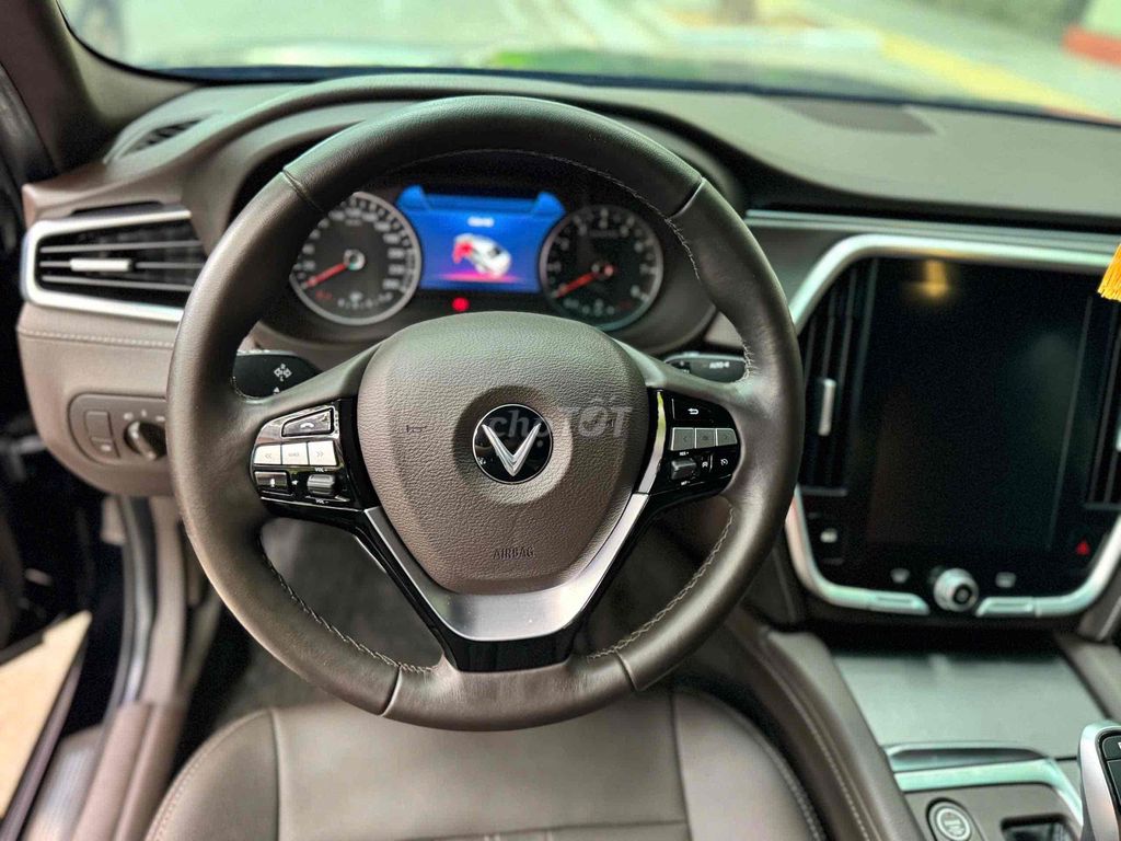 VinFast Lux A2.0 2022 A2.0 Tiêu chuẩn - 30000 km. Mua bán Ô tô tại Quận Cầu Giấy Hà Nội được đăng bởi Bùi Đình Thông hình 6