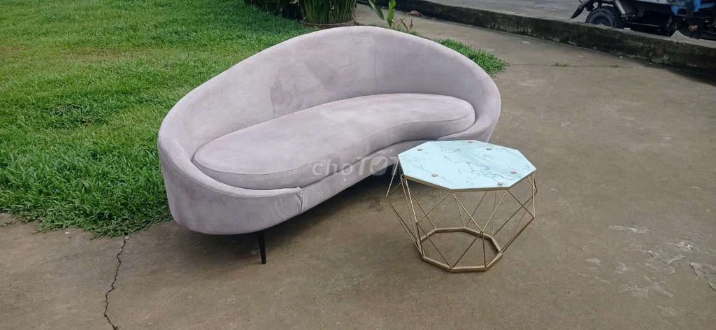 E cần bán gấp  ghế sofa đã được vs sạch