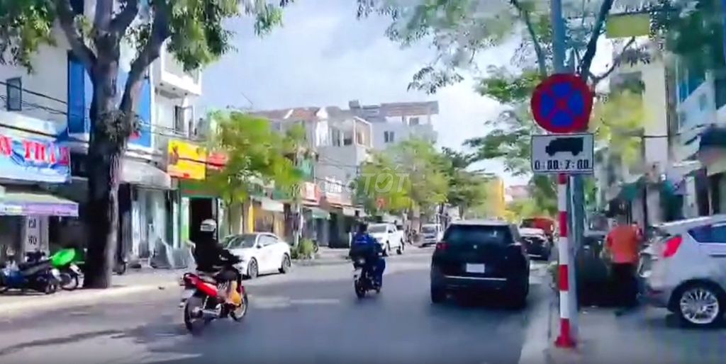 ПРОДАЕТСЯ 2-ЭТАЖНЫЙ ДОМ В ВУНГТАУ — В 3 МИНУТАХ ОТ МОРЯ —