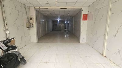 Nhà phố 175 m² · 1 PN · Đường Phạm Hùng
