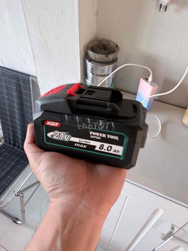 Pin XGT 21V 8Ah Li-ion Đen new. Mua bán Đồ chuyên dụng, Giống nuôi trồng tại Thành phố Thuận An Bình Dương được đăng bởi Tạp Hoá Nhà Bông hình 1
