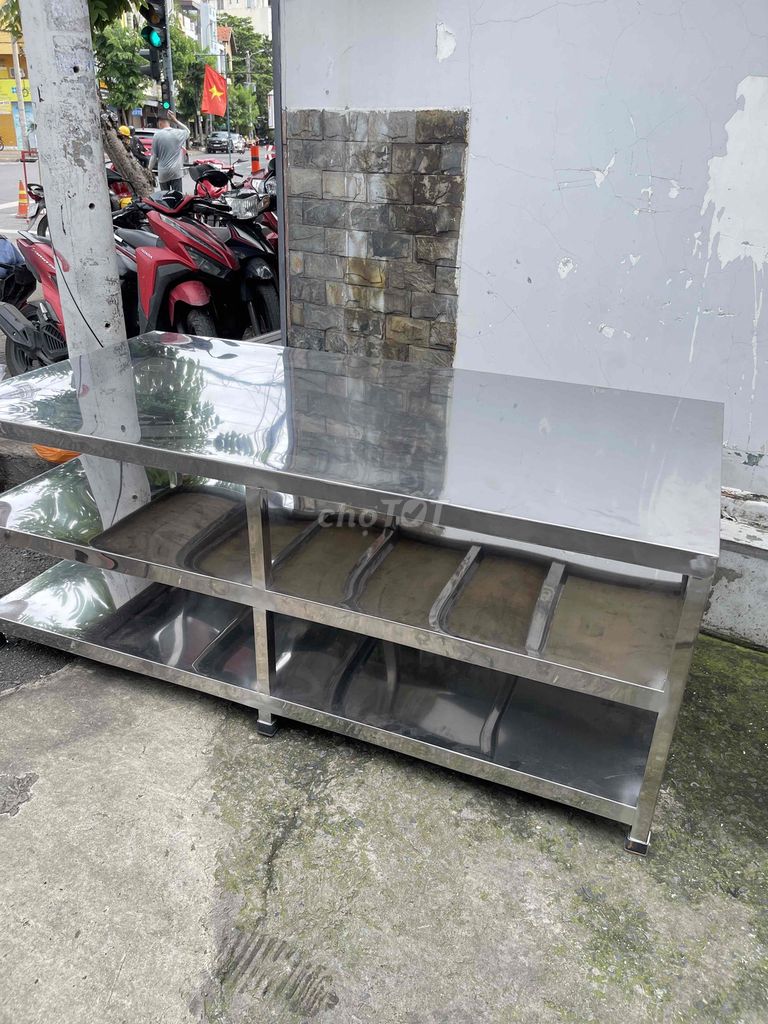 Bàn bếp Inox 3 tầng Bạc Gia đình, quán ăn. Mua bán Bàn ghế tại Quận Tân Bình Tp Hồ Chí Minh được đăng bởi Thiết Bị Bếp Công Nghiệp Inox hình 1