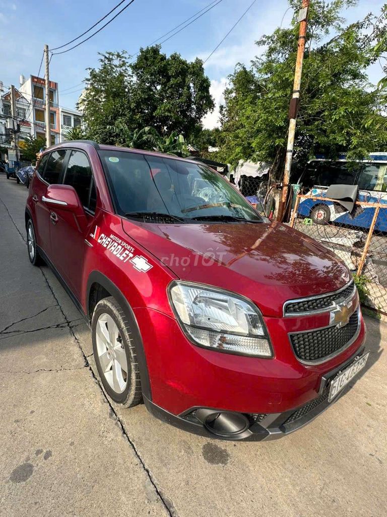 Chevrolet Orlando 2017 механическая Красный