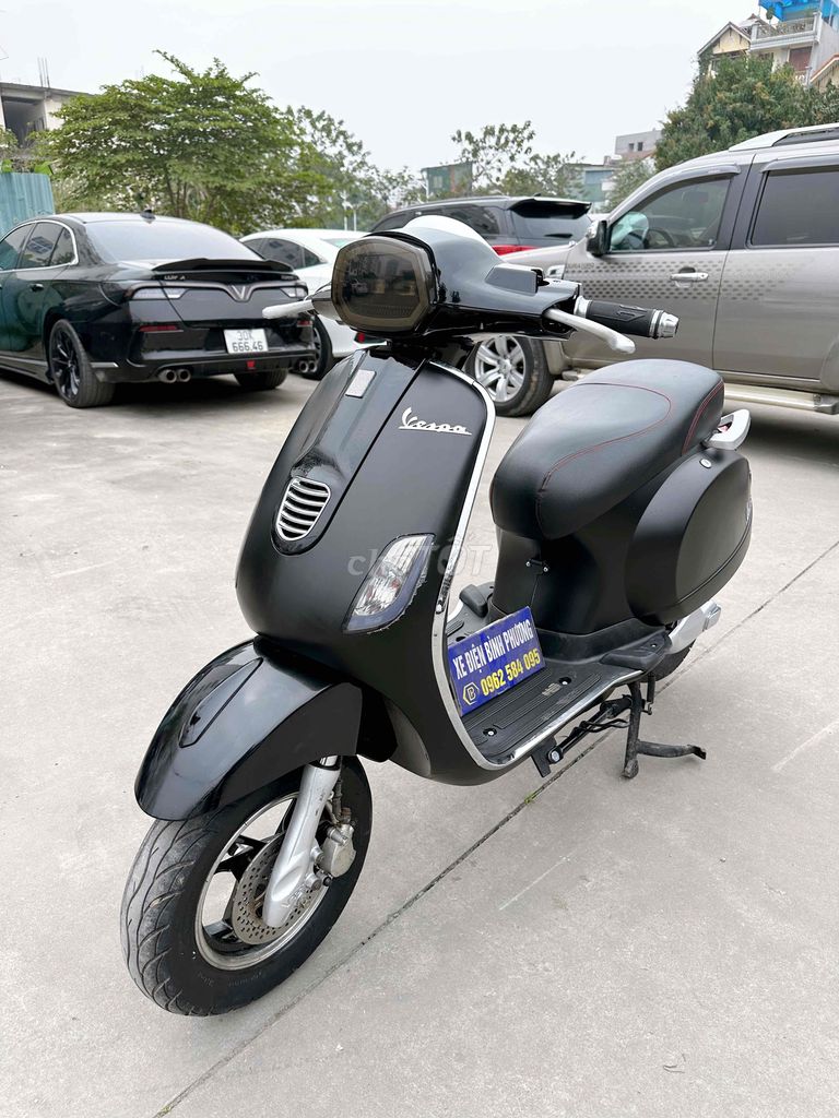 vespa lx150 đen nhám đèn vuông siêu nét