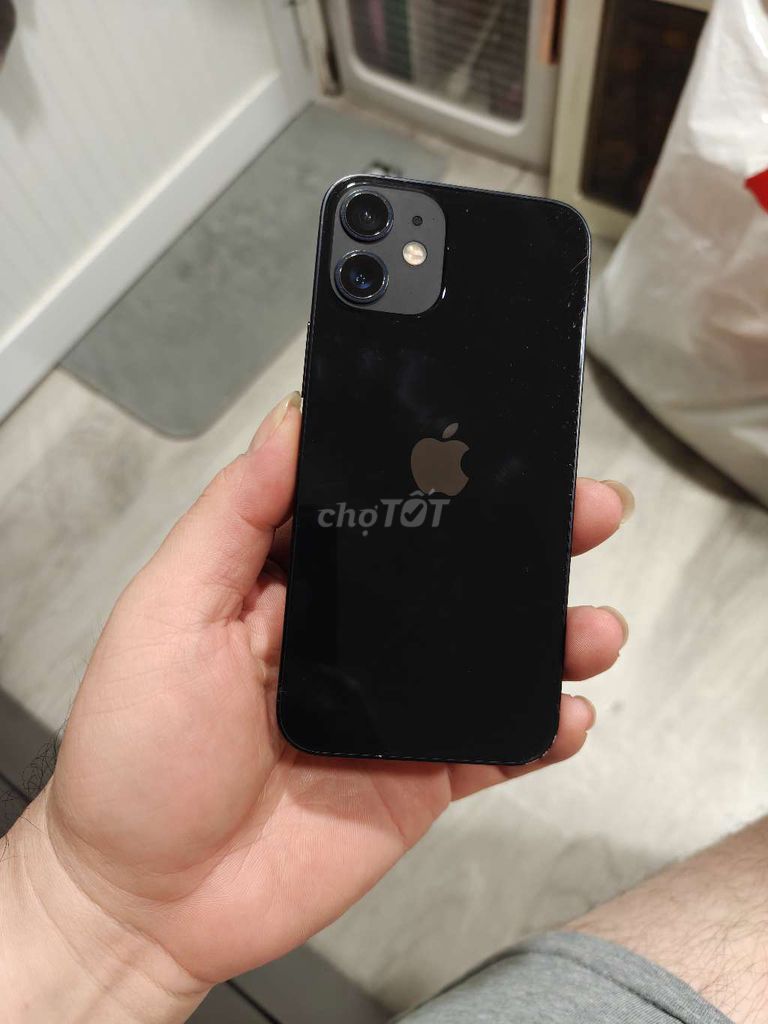 Apple iPhone 12 Mini 64G Đen Vn/a có gl. Mua bán Điện thoại tại Quận 5 Tp Hồ Chí Minh được đăng bởi Strawberry Táo hình 1