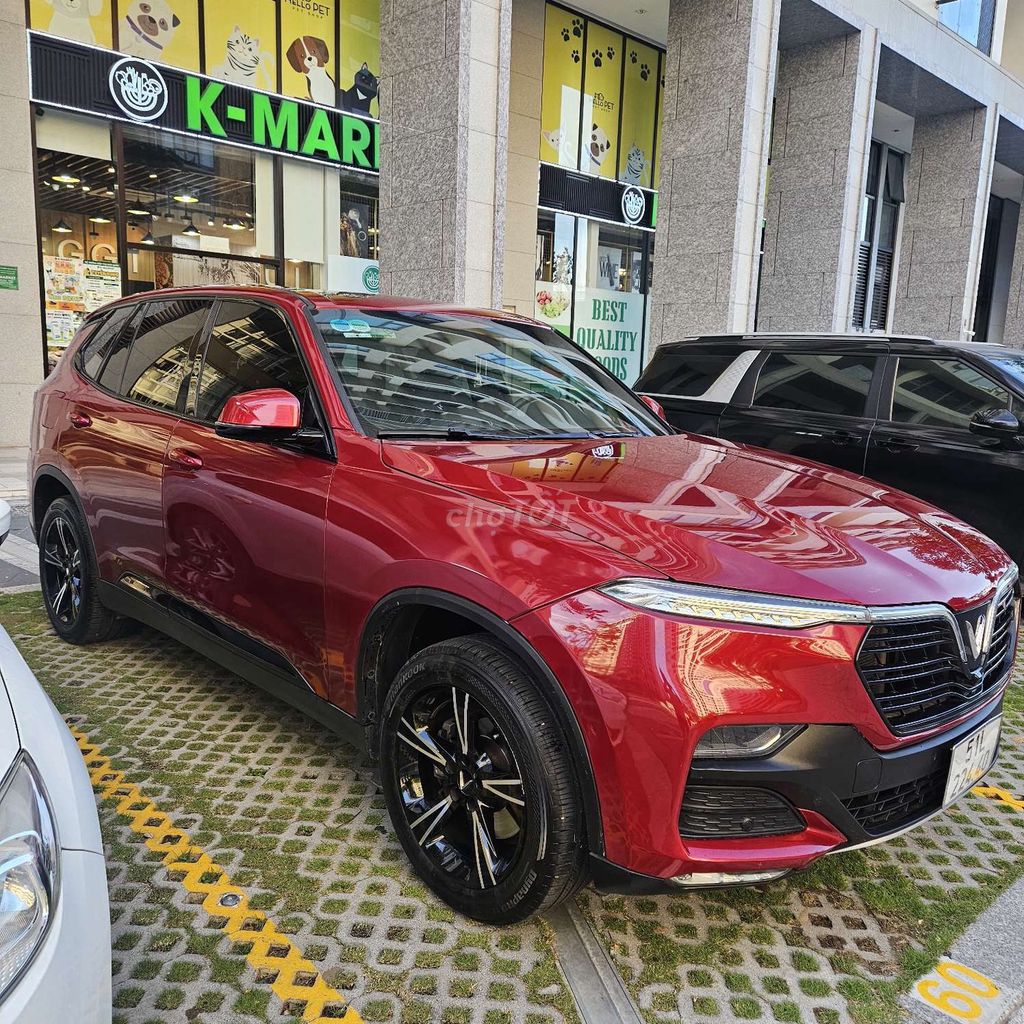 Xe 7 cho lux sa2.0