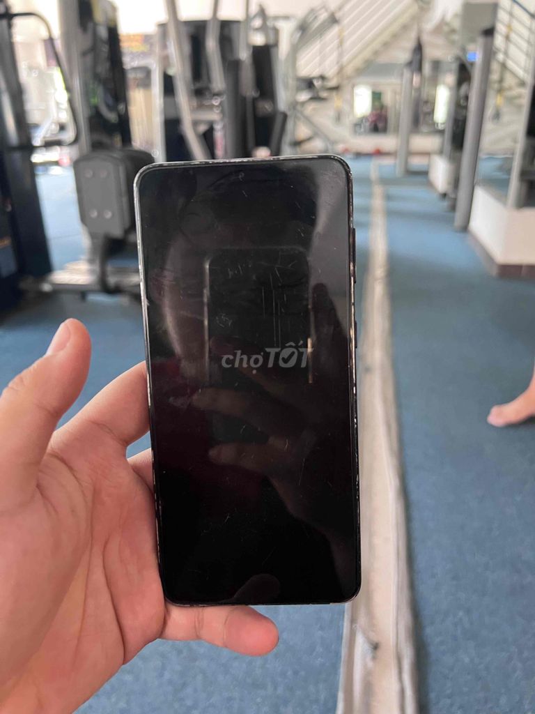 Samsung Galaxy S21 Đen Sọc màn hình. Mua bán Điện thoại tại Thành phố Thủ Đức Tp Hồ Chí Minh được đăng bởi Nguyễn Minh Khoa hình 1