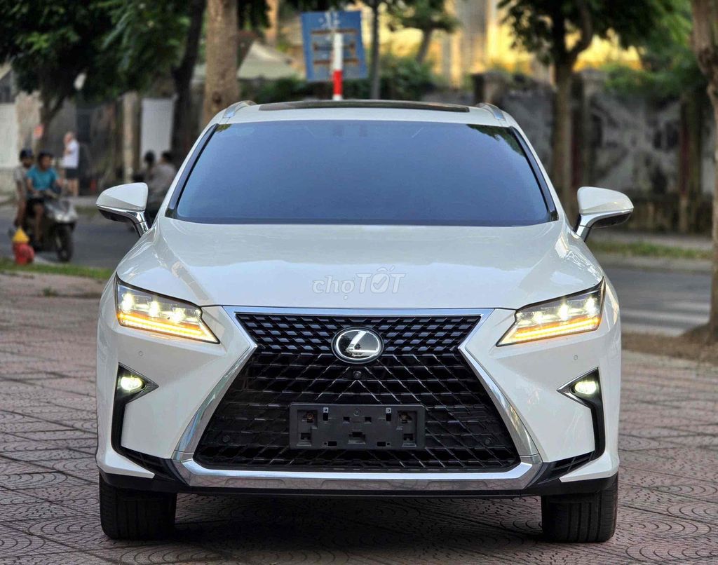 Lexus RX 350 2018 Белый 75000 км
