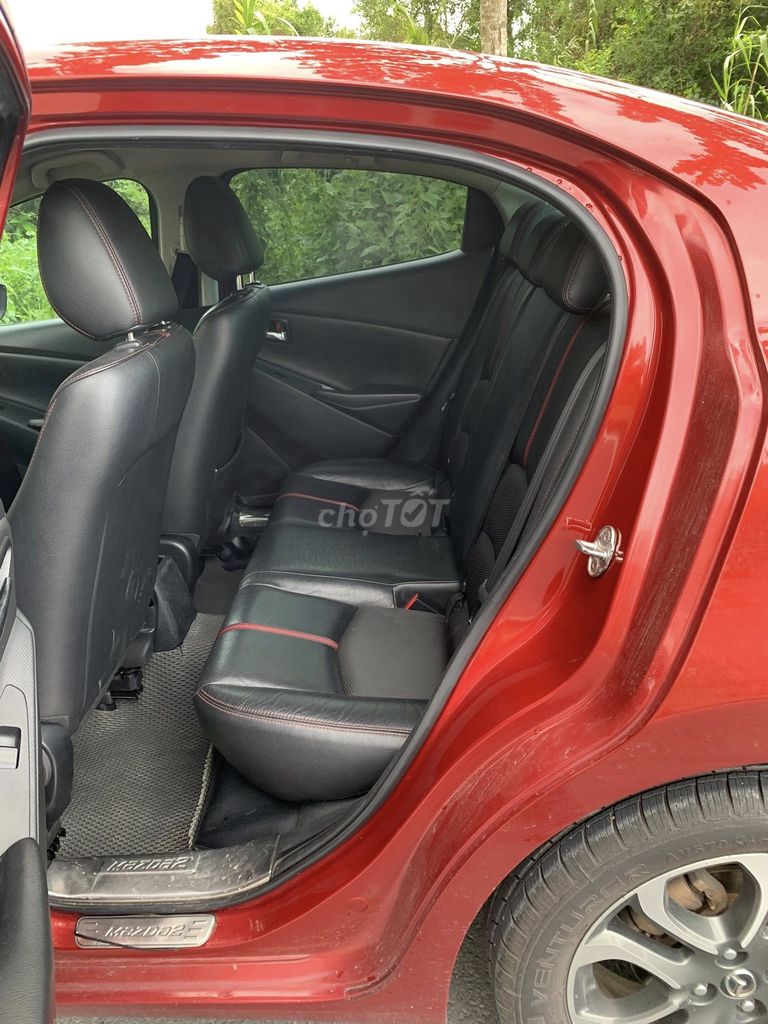 Mazda 2 sản xuất 2016 1.5AT SEDAN. Mua bán Ô tô tại Quận Bình Thuỷ Cần Thơ được đăng bởi Bui Ba Luan hình 9