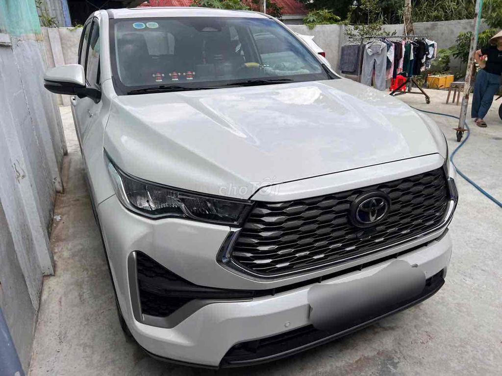 Toyota Innova Cross 2.0HEV - 225Tr Trả trước. Mua bán Ô tô tại Quận Ninh Kiều Cần Thơ được đăng bởi Thái Thanh hình 1