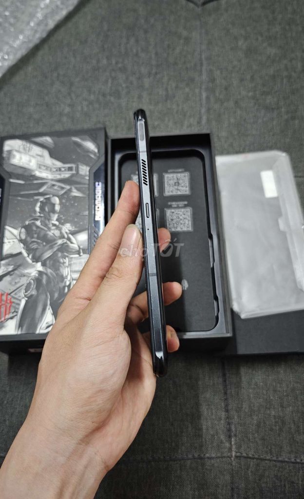Redmagic 7S 12/256Gb Fullbox, Cân Game Ngon, Mạnh. Mua bán Điện thoại tại Quận Tân Phú Tp Hồ Chí Minh được đăng bởi Kiên Android Shop hình 2