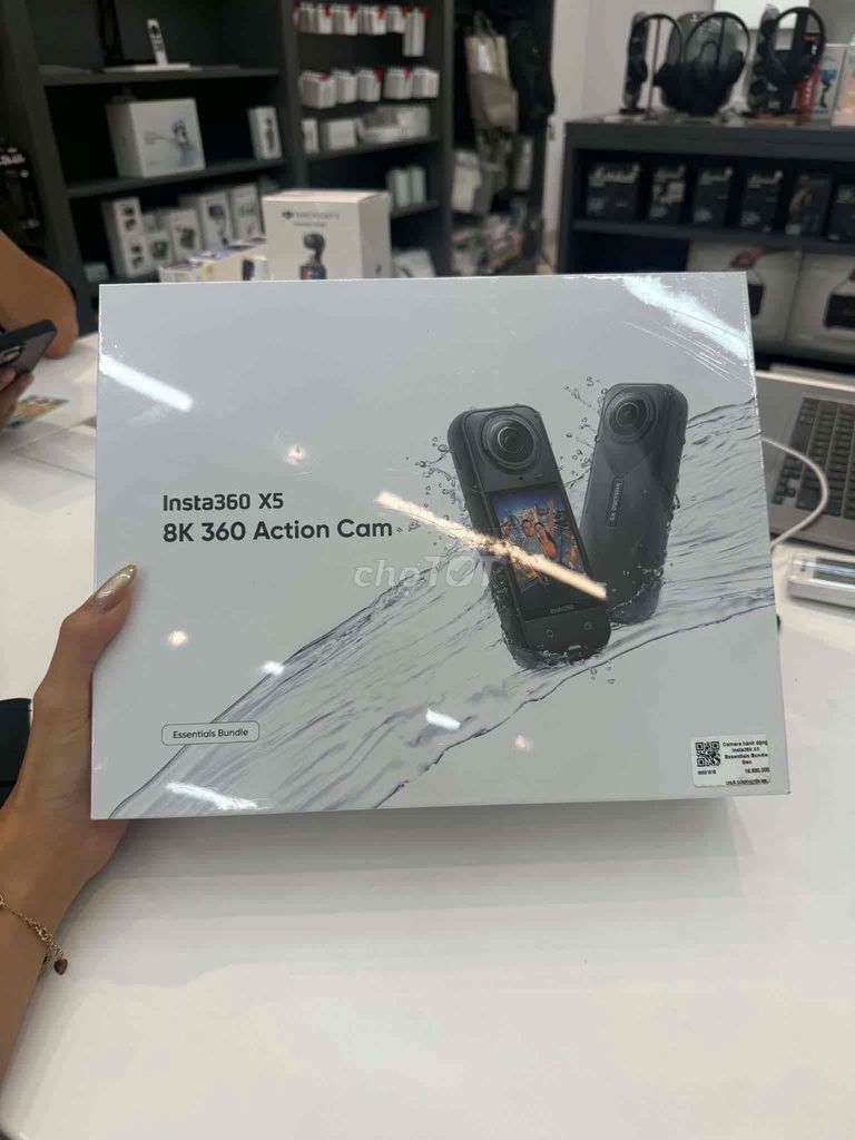 Camera hành động Insta360 X5 8K 360 độ. Mua bán Máy ảnh, Máy quay tại Huyện Bù Đăng Bình Phước được đăng bởi Dan Tran hình 1