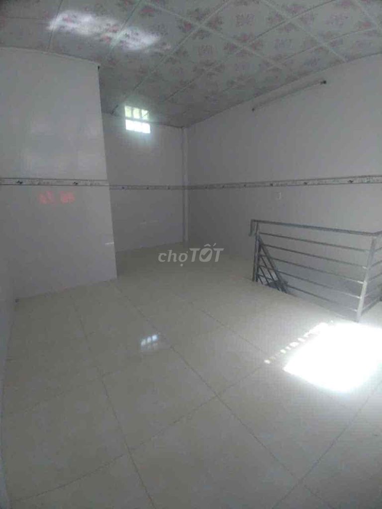 Cho Thuê Nhà Gần Bến Xe An Sương 4x7m. /2ph/2wc  cho thuê lâu dài