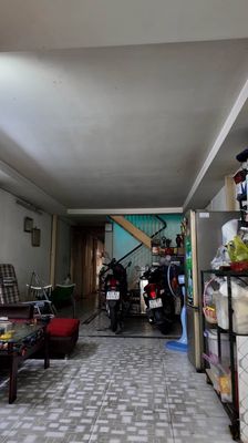 Mặt tiền kinh doanh Cách Mạng Tháng 8, Thủ Dầu Một, 4x27m, 18 tỷ