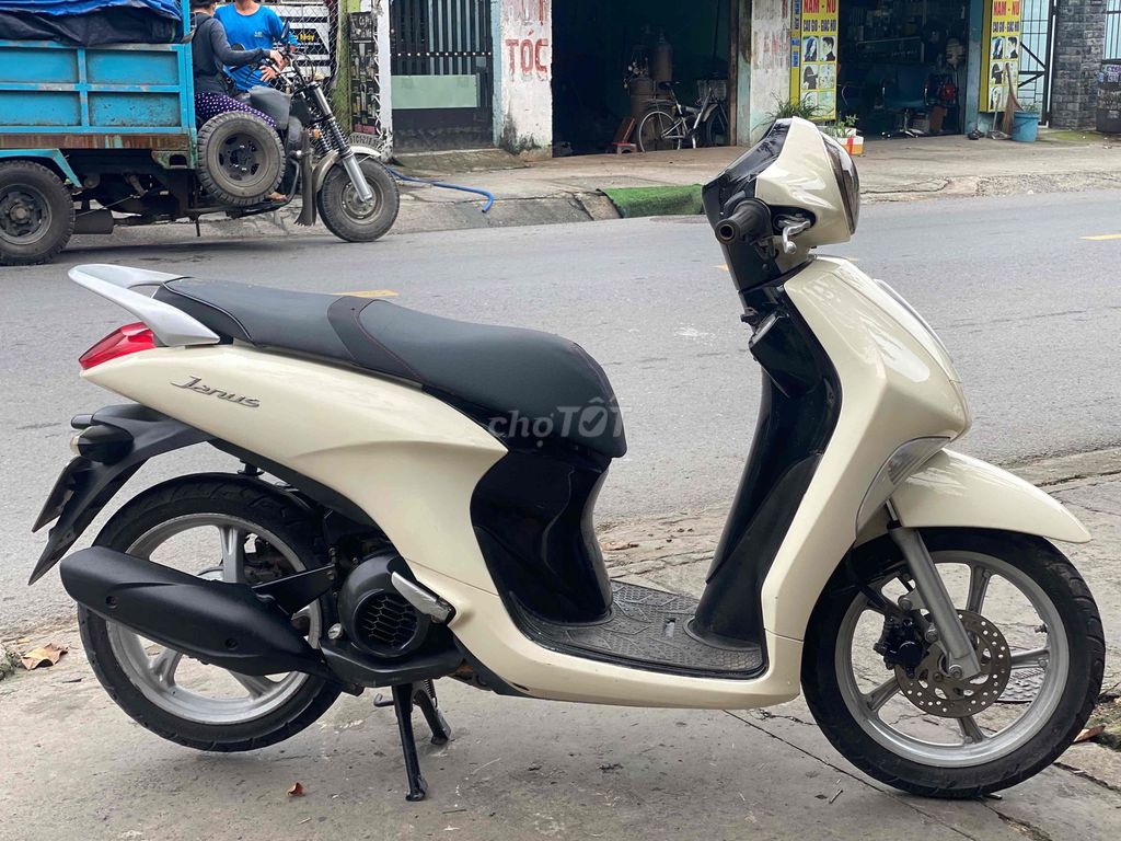BÁN XE JANUS. XE ĐẸP MÁY MÓC CỰC NGON. Mua bán Xe máy tại Thành phố Thủ Đức Tp Hồ Chí Minh được đăng bởi Xe Máy Quốc Hằng góp 0 đồng hình 4
