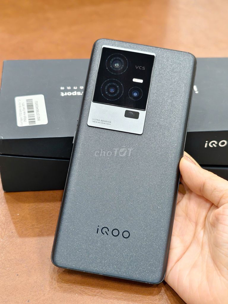Vivo Iqoo 11S bản xách tay 12-256gb  Đen Fullbox. Mua bán Điện thoại tại Quận Đống Đa Hà Nội được đăng bởi Hn Store hình 1
