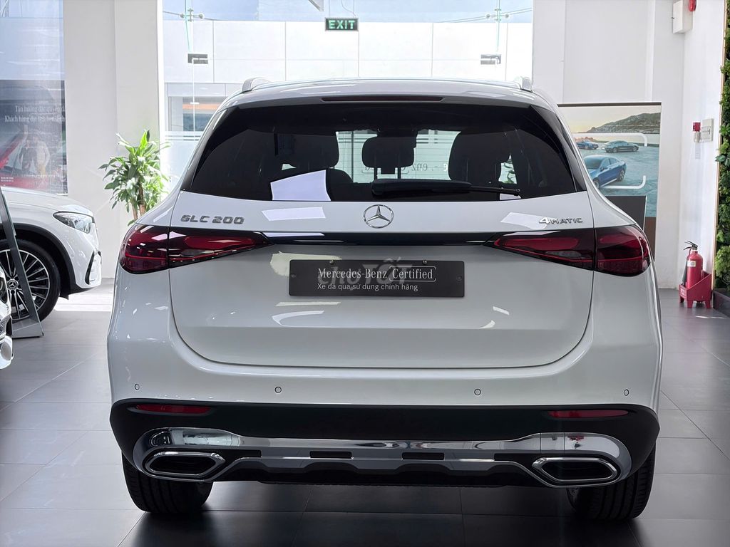 Mercedes Benz GLC300 Siêu Lướt Trưng Bày 39 km. Mua bán Ô tô tại Quận Bình Thạnh Tp Hồ Chí Minh được đăng bởi Mercedes Benz Haxaco Điện Biên Phủ hình 4