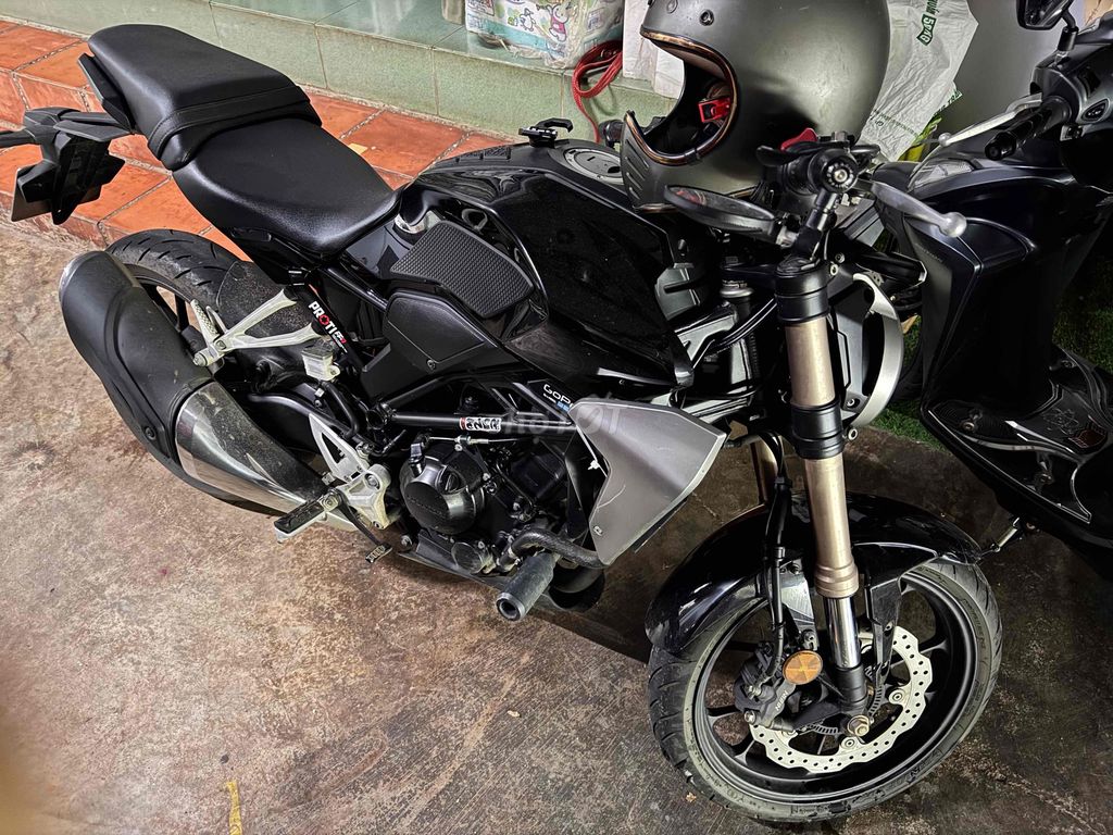 CB300R nguyen zin. Mua bán Xe máy tại Thành phố Buôn Ma Thuột Đắk Lắk được đăng bởi Viet Anh hình 1