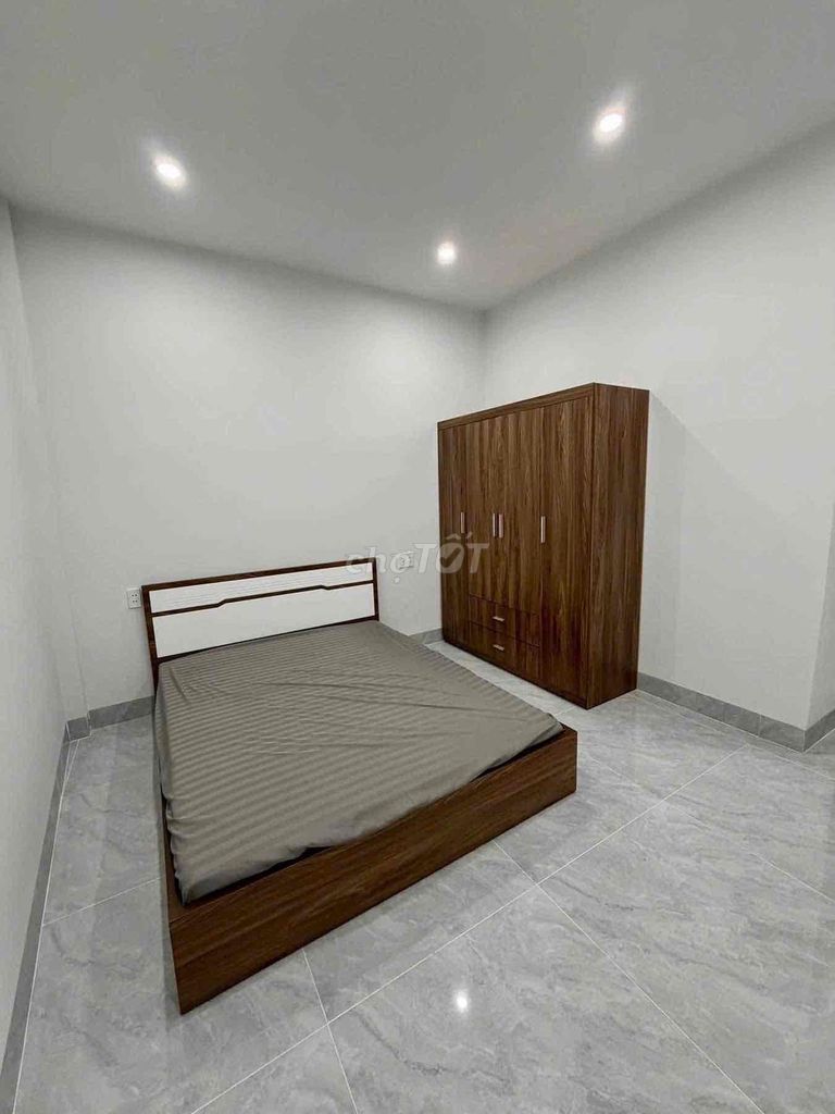 Furnished 3-storey house off Nguyễn Công Hãng — photo 4