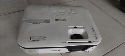 Máy chiếu Epson Ex3210 như mới, chỉ dùng vài lần