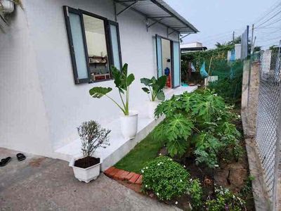 Bán nhanh nhà cấp 4 hẻm đặng văn lãnh 940Tr giao sổ. Mua bán nhà ở tại Thành phố Phan Thiết Bình Thuận được đăng bởi Loan