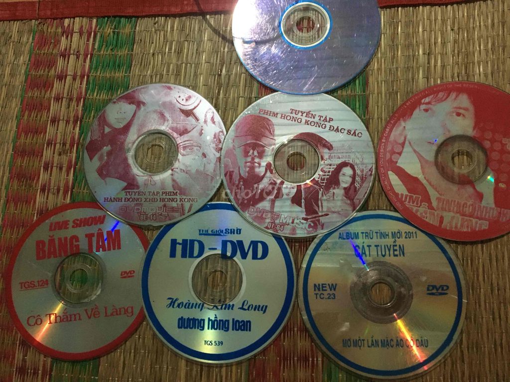 6 đĩa DVD sưu tầm