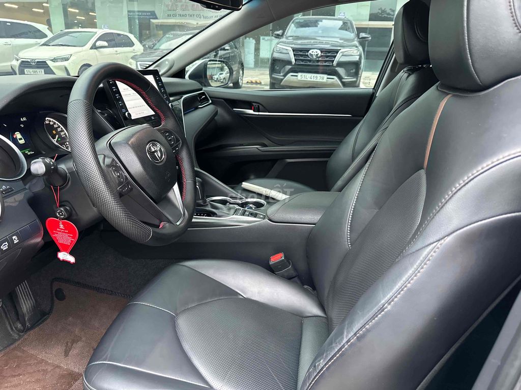 Toyota Camry 2022 2.5Q - Trắng ngọc trai HÃNG BH. Mua bán Ô tô tại Quận Bình Thạnh Tp Hồ Chí Minh được đăng bởi phuongneo hình 12