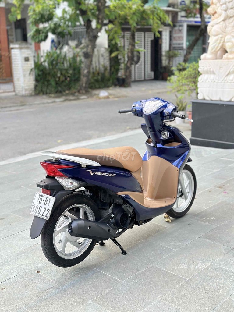 vision 2014  chính chủ , máy rin êm. Mua bán Xe máy tại Thành phố Huế Thừa Thiên Huế được đăng bởi Trần Quý hình 5