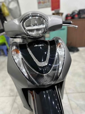 Honda SH Mode 2021 Bạc